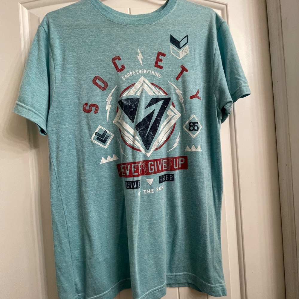 Buckle -Society- light blue- Graphic Short-Sleeve Tee with Navy and Red Accents